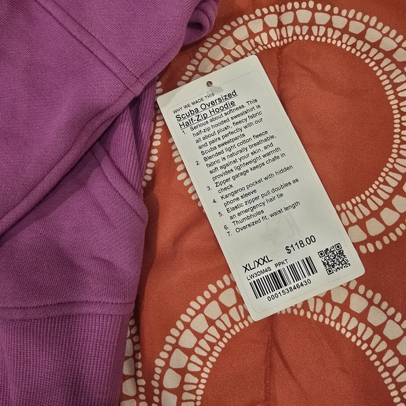 Lululemon Oversized Cropped Half Zip Scuba Hoodie in Pink - Picture 2 of 3
